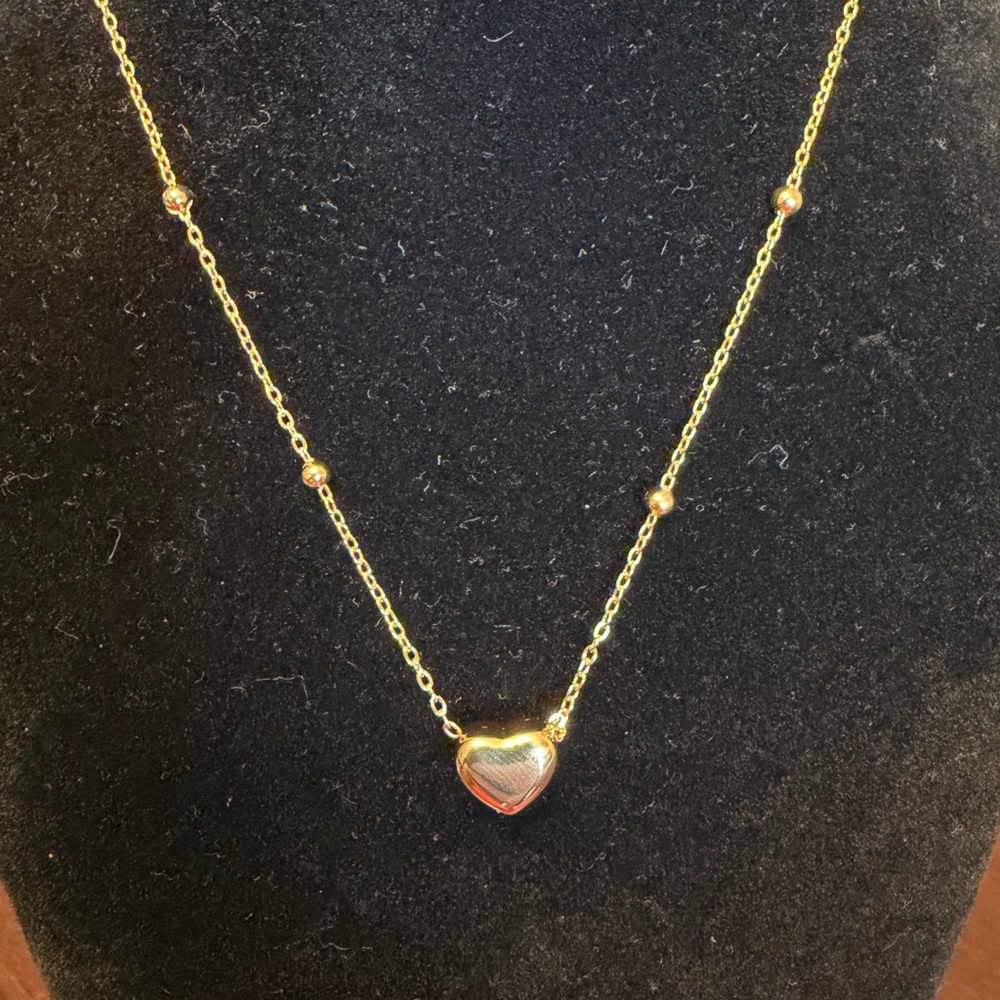 Halara Gold Heart Pendant Necklace - Women Jewelry